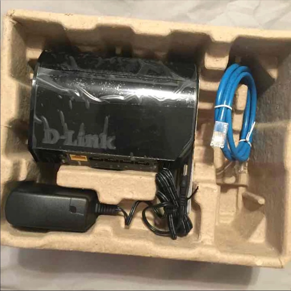 D-Link DIR-850L Wireless Router - Picture 4 of 4